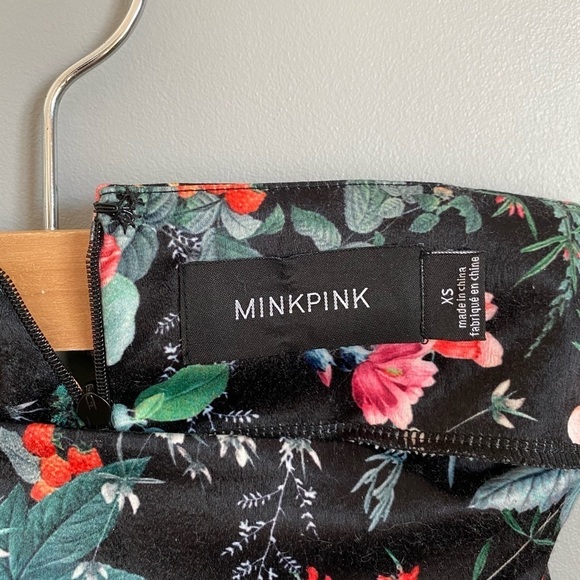 MINKPINK Floral Mini Skirt - Picture 6 of 6